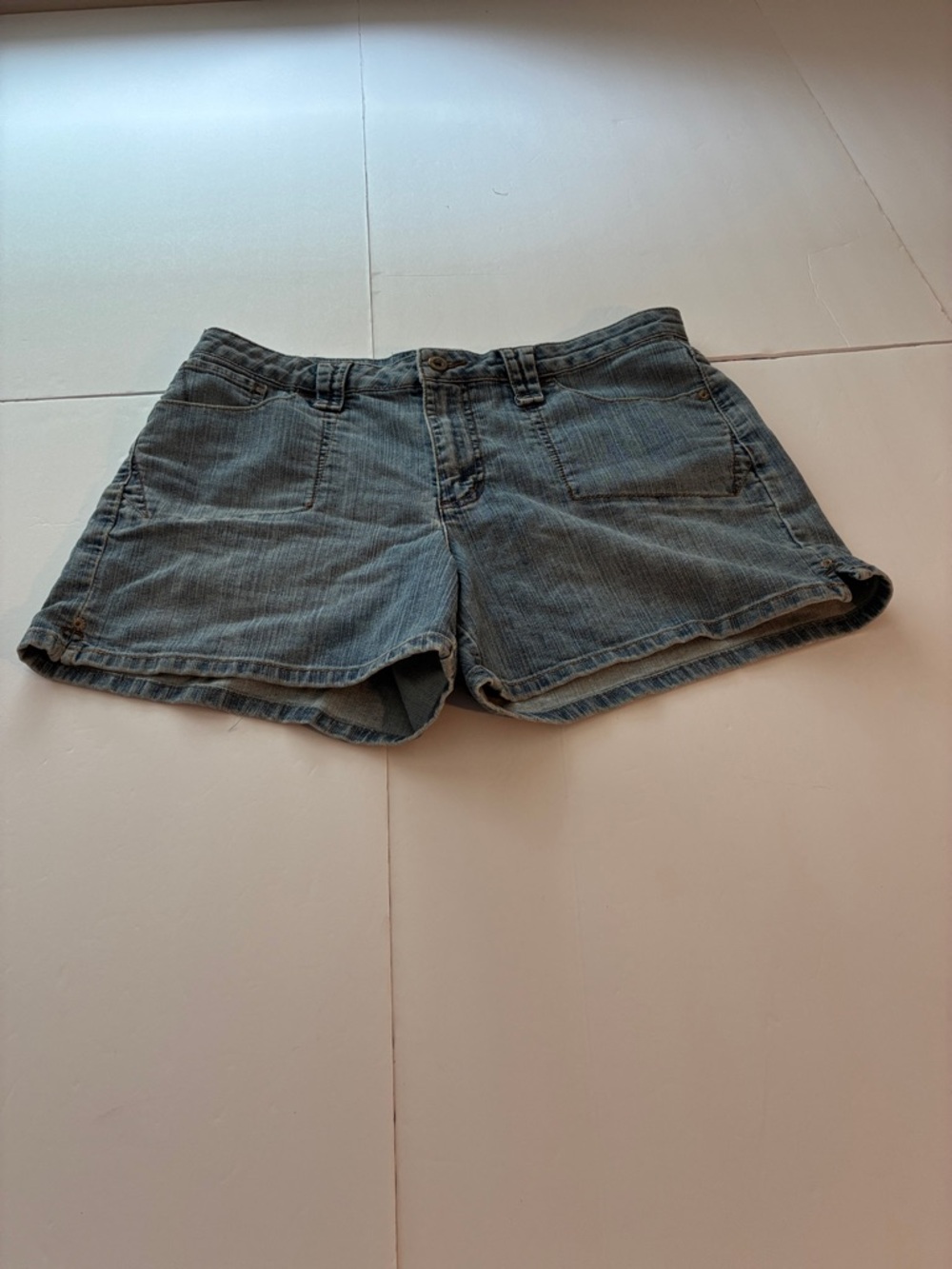 Vintage Faded Glory Stretch Denim Shorts Ladies Size 12